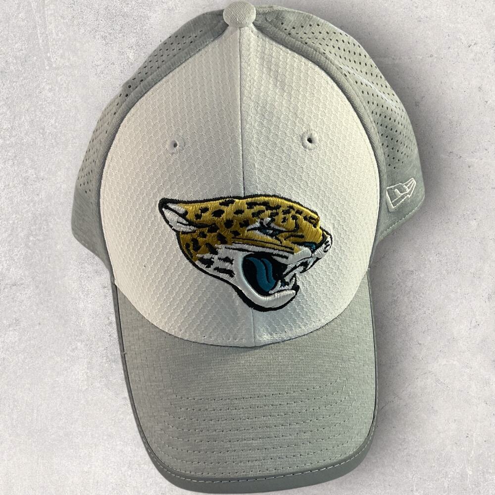 New Era 39THIRTY Jacksonville Jaguars Hat M/L Stretch Fit Gray White NFL NWOT - Picture 4 of 8